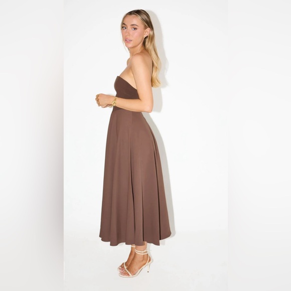 The Ultimate Muse Strapless Midi Dress - Picture 3 of 3